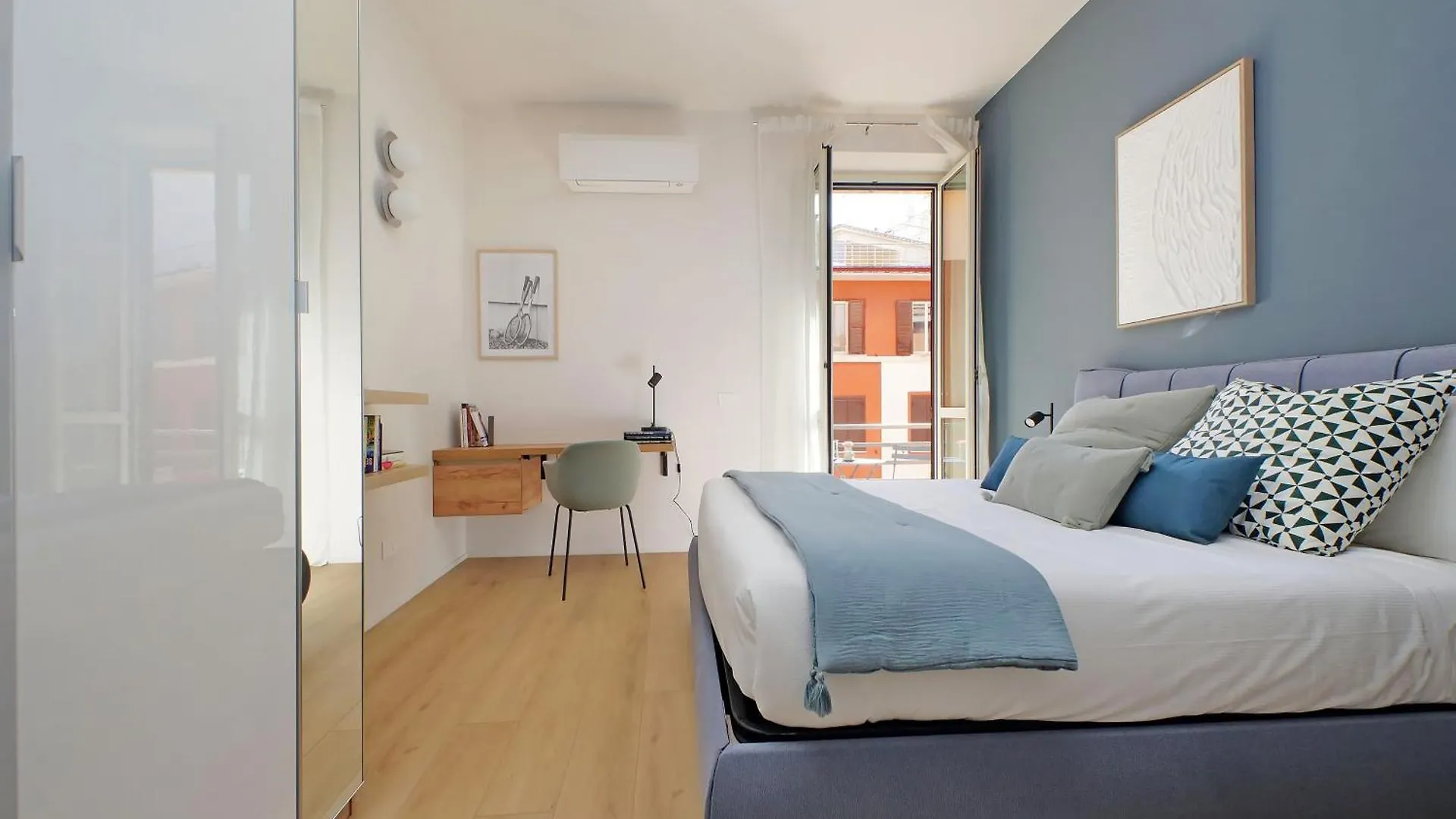Ych-Eleganza E Confort Vicino Metro Re Di Roma Apartment Rome