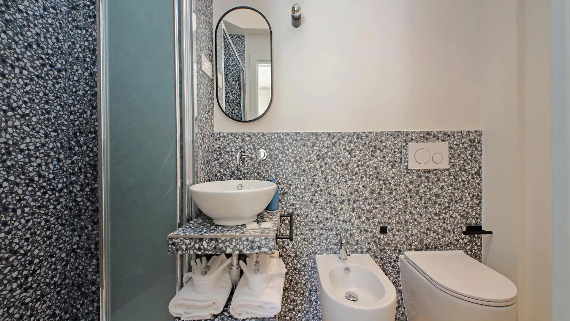 Ych-Eleganza E Confort Vicino Metro Re Di Roma Apartment