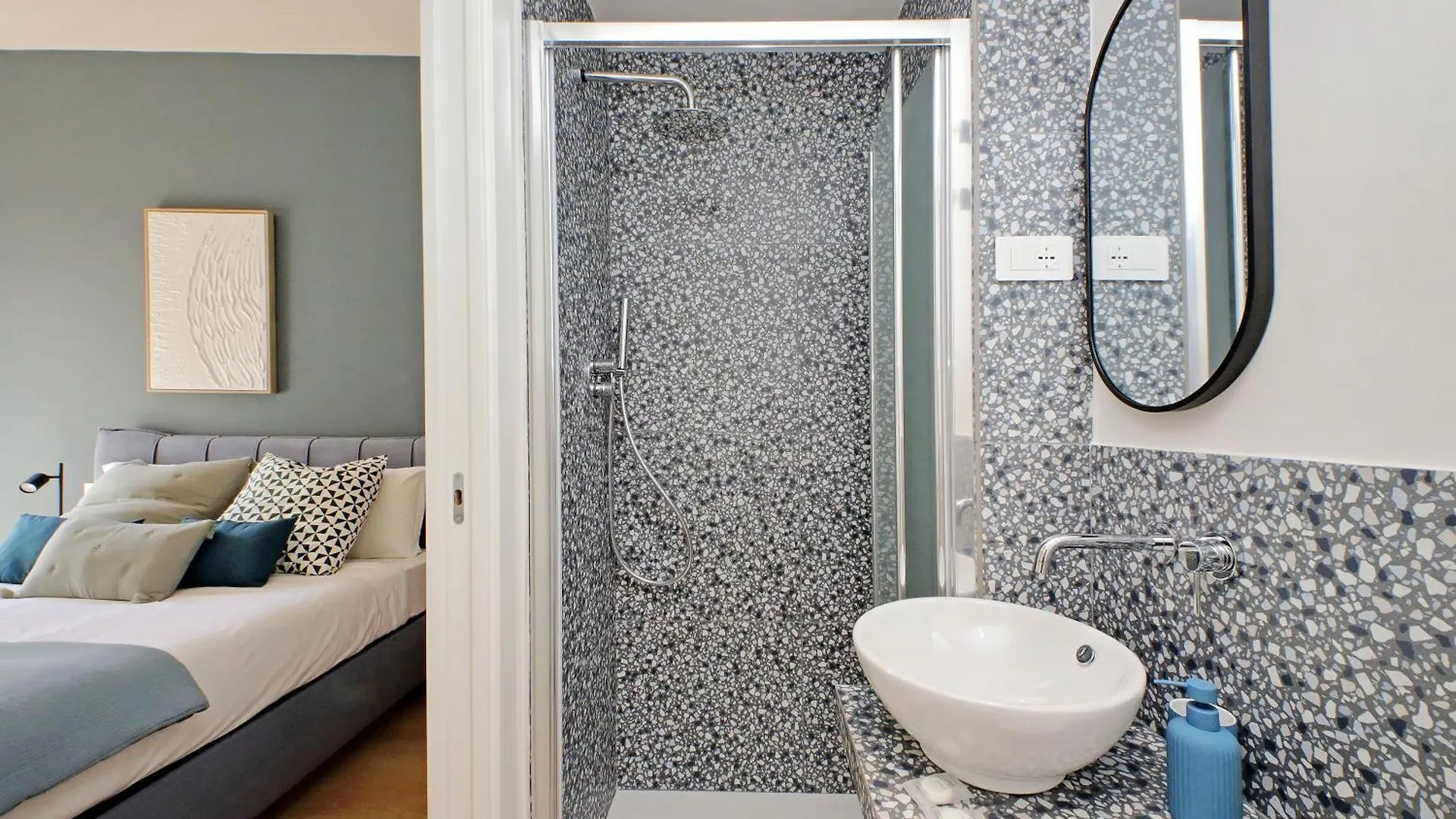 Apartment Ych-Eleganza E Confort Vicino Metro Re Di Roma Italy